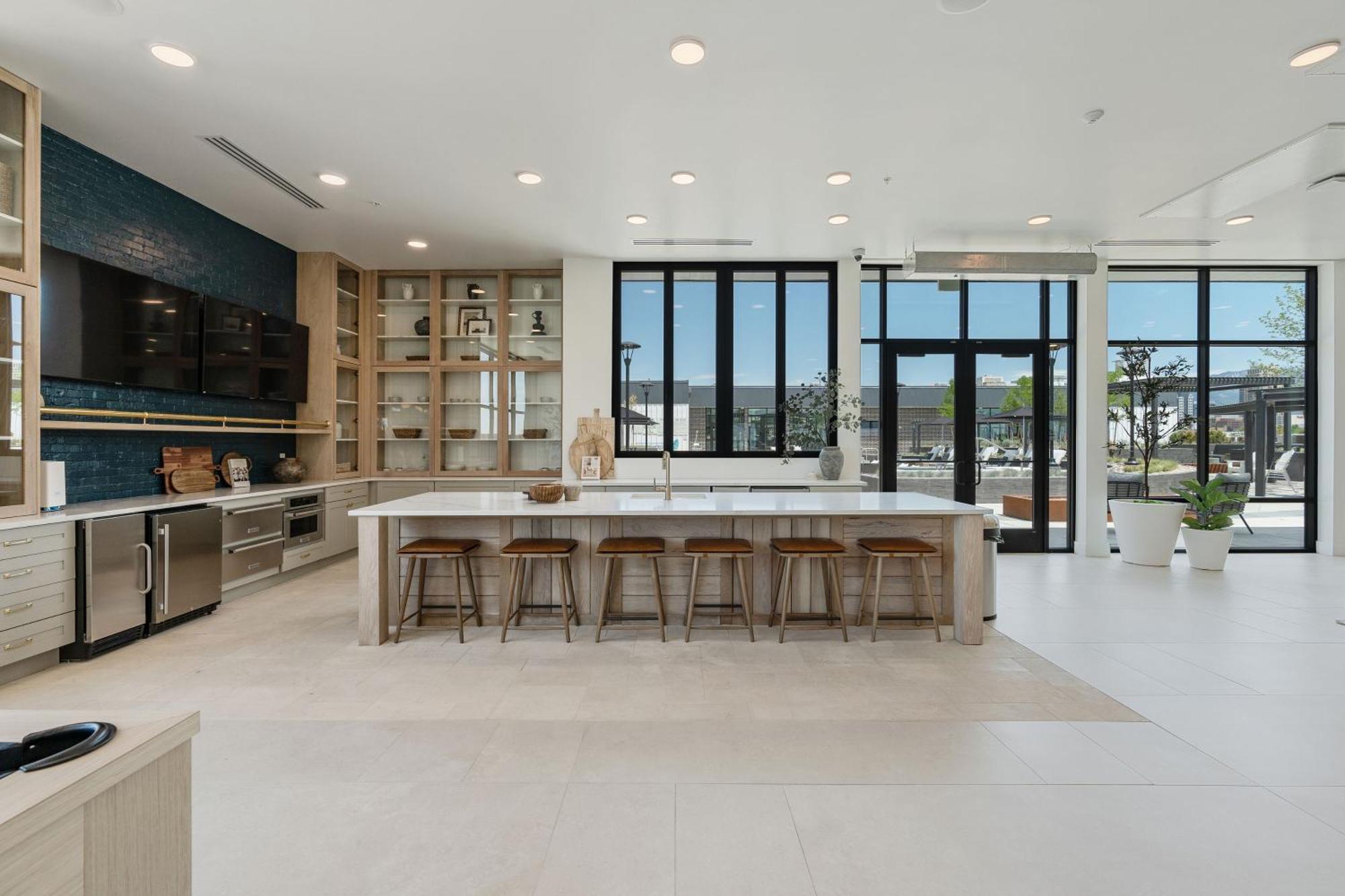 Outstanding Amenities-New Complex- Downtown Luxury Apartment Salt Lake City Ngoại thất bức ảnh