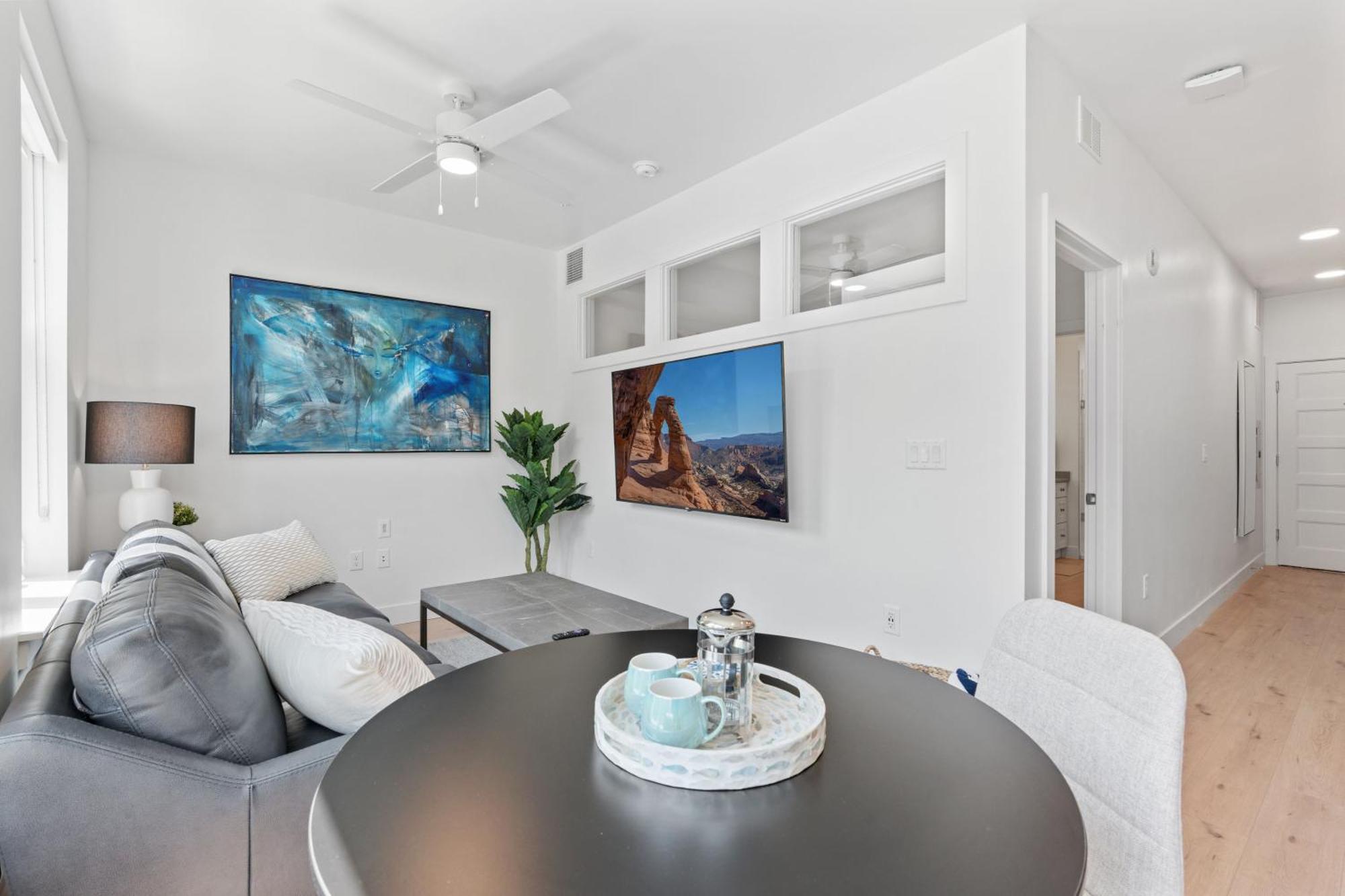 Outstanding Amenities-New Complex- Downtown Luxury Apartment Salt Lake City Ngoại thất bức ảnh